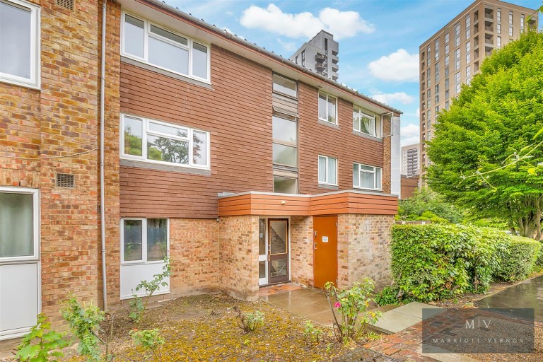 Garrick Crescent, Croydon