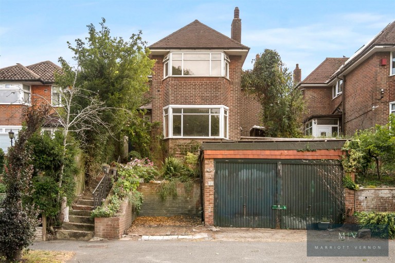 Mitchley Avenue, Purley