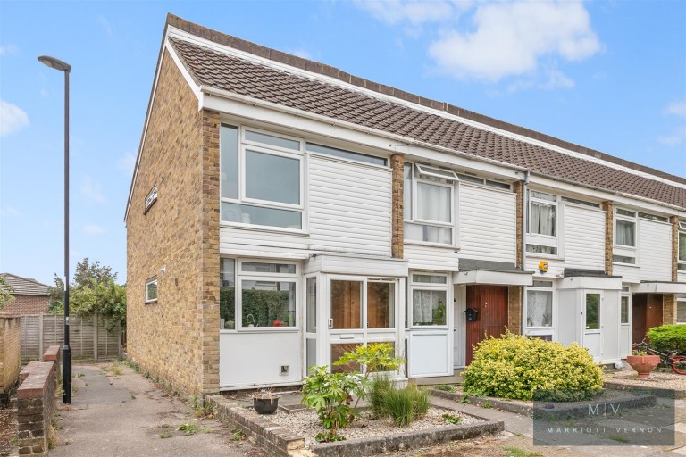 Alpine Close, Croydon